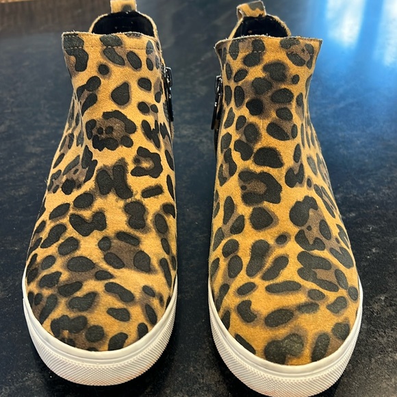 Blondo waterproof booties - Picture 1 of 6